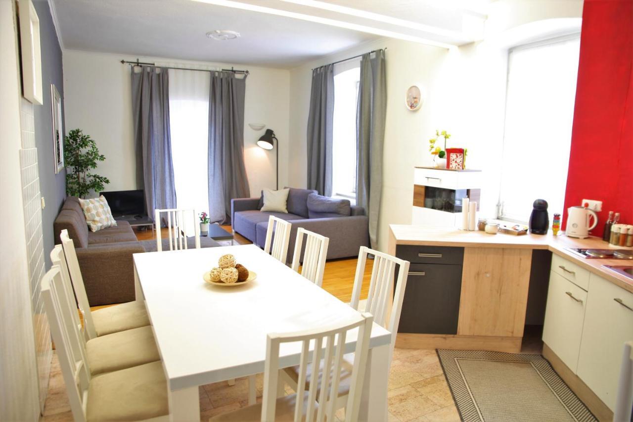 Spacious Apartment In The Heart Of إنسبروك المظهر الخارجي الصورة