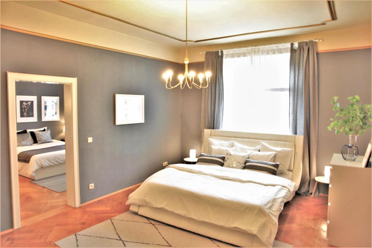Spacious Apartment In The Heart Of إنسبروك المظهر الخارجي الصورة
