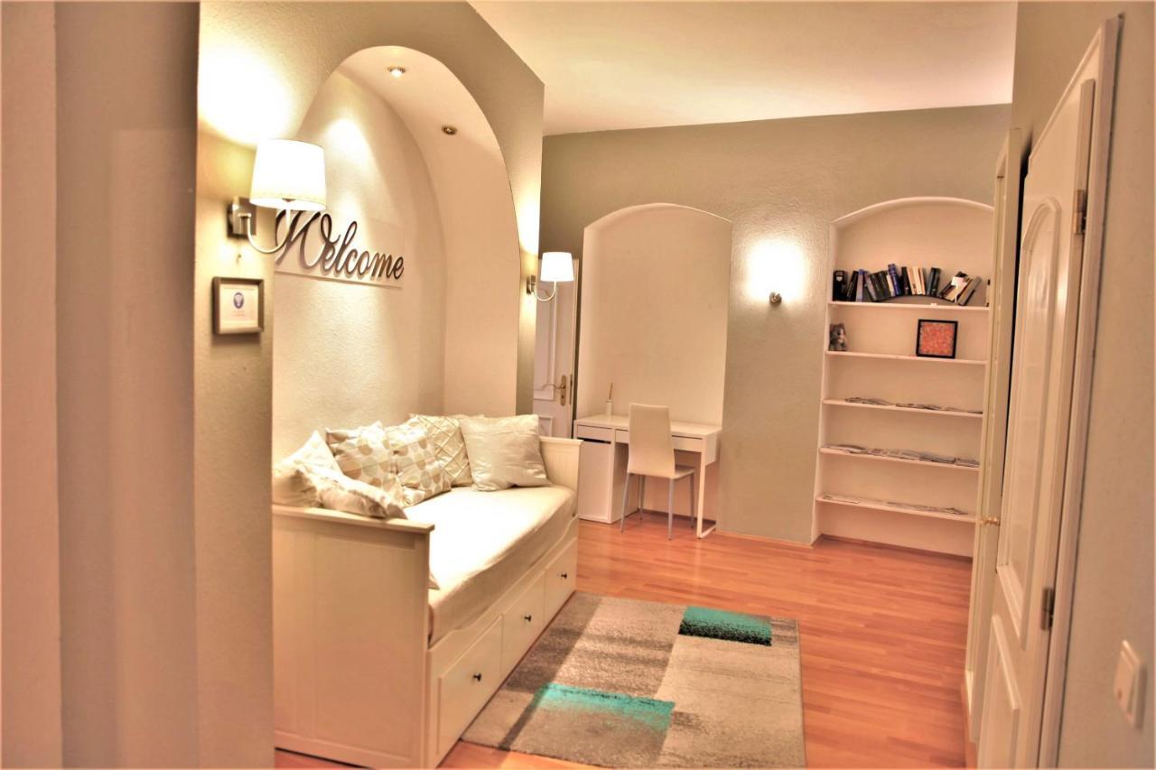 Spacious Apartment In The Heart Of إنسبروك المظهر الخارجي الصورة